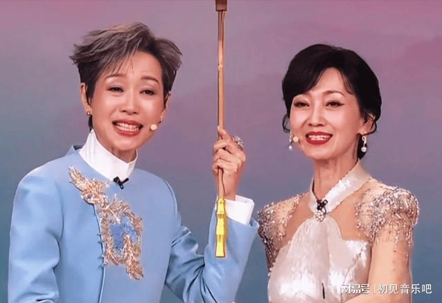 许仙30年后撒糖竟藏惊天秘密爱游戏入口神仙售后！白娘子(图2)